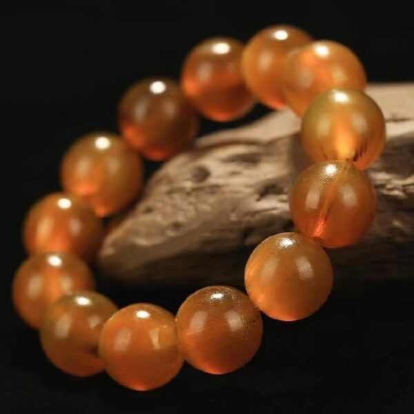 sohvara handcrafted tibetan sheep horn mala with natural streak patterns
