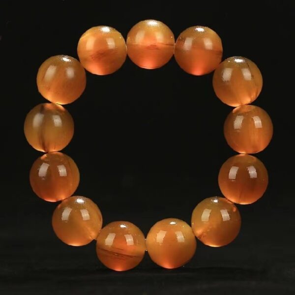 sohvara handcrafted tibetan sheep horn mala with natural streak patterns