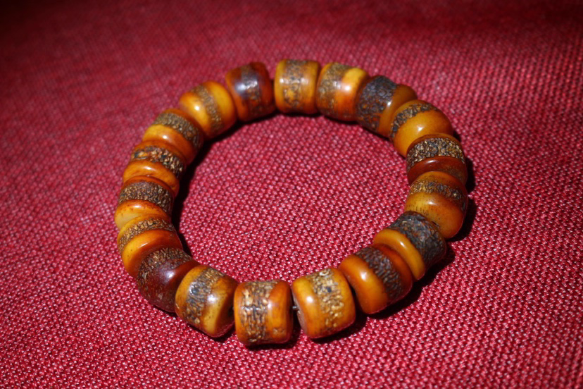 tibetan cattle bone bracelet (4) tibetan cattle bone bracelet (4)