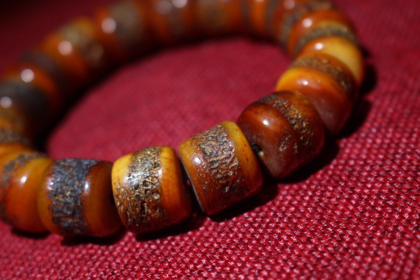 tibetan cattle bone bracelet (5) tibetan cattle bone bracelet (5)