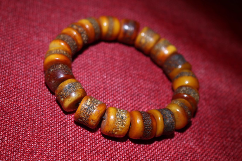 tibetan cattle bone bracelet (7) tibetan cattle bone bracelet (7)