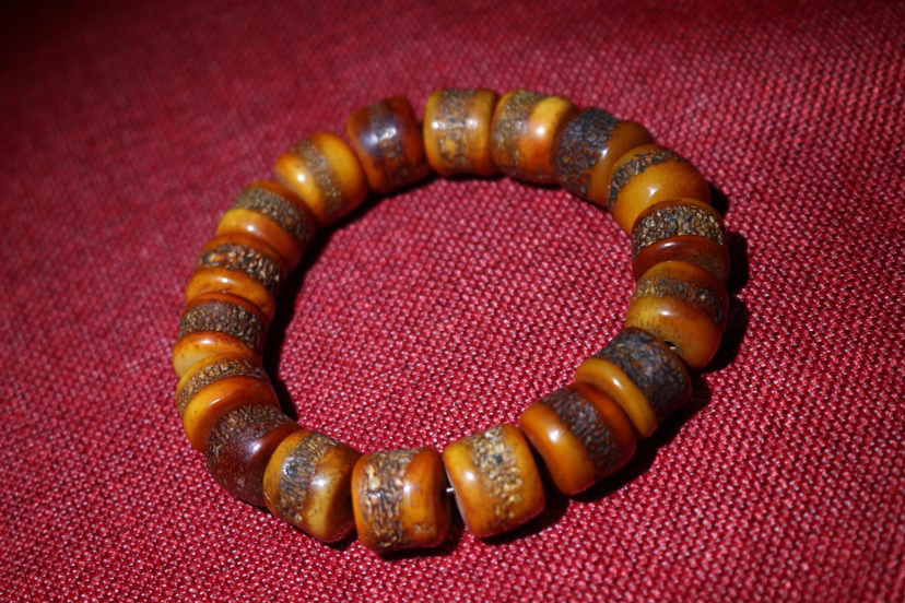 tibetan cattle bone bracelet (8) tibetan cattle bone bracelet (8)